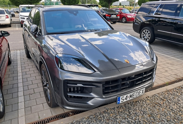 Porsche 9YA Cayenne GTS MkII