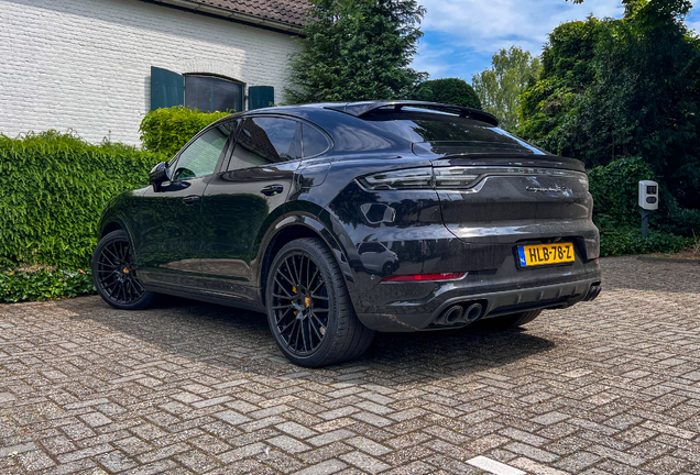 Porsche Cayenne Coupé Turbo S E-Hybrid