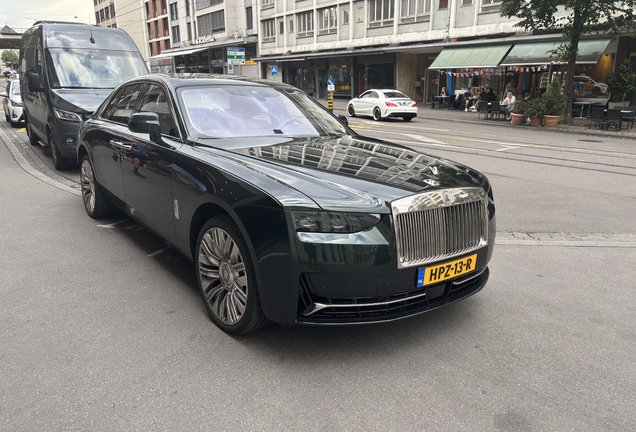 Rolls-Royce Ghost EWB Series II 2025