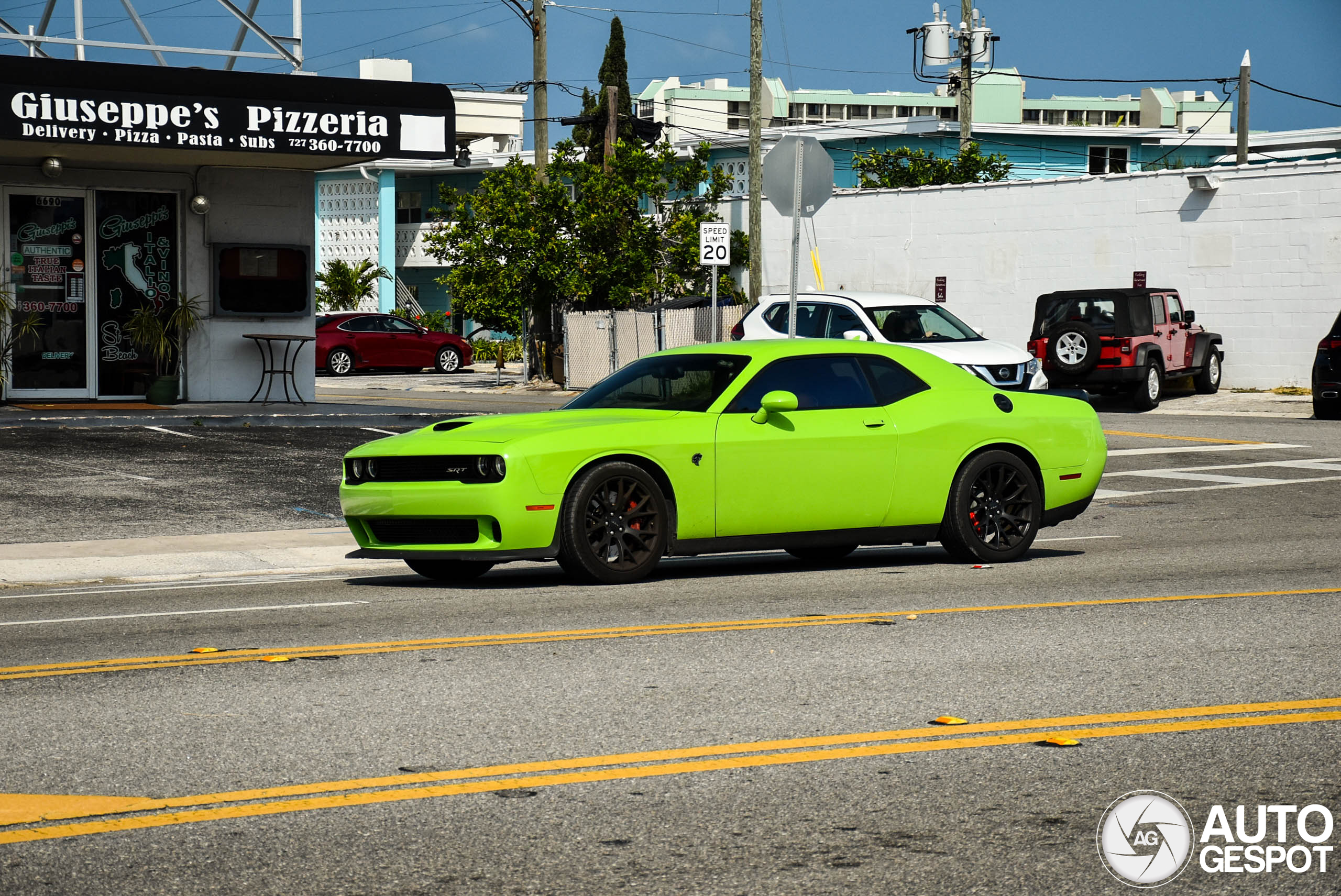Dodge Challenger SRT 392 2015
