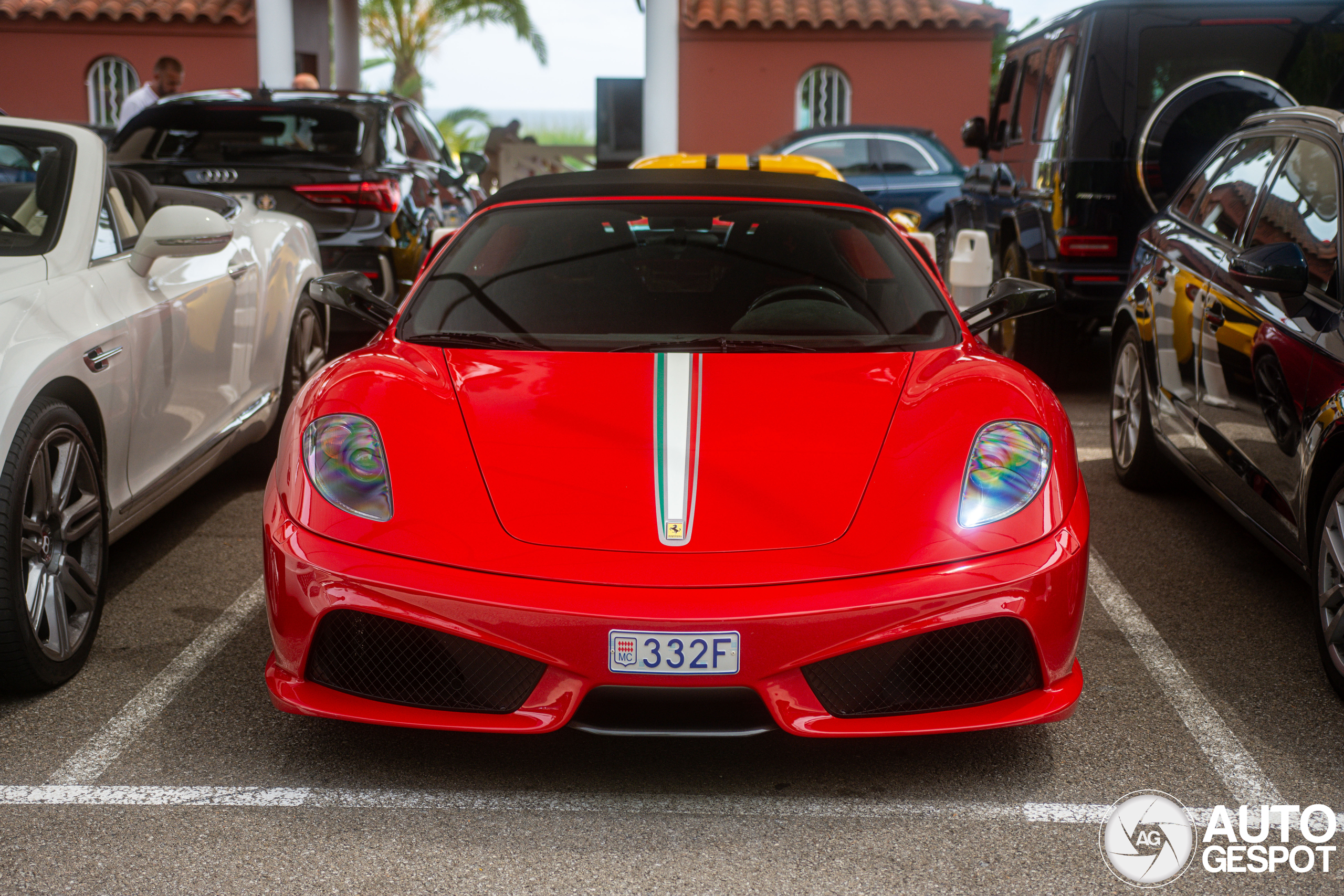 Ferrari Scuderia Spider 16M