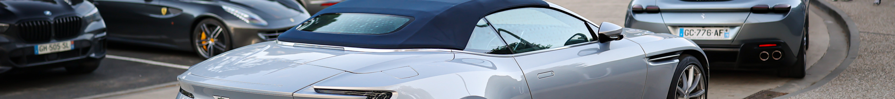 Aston Martin DB11 V8 Volante