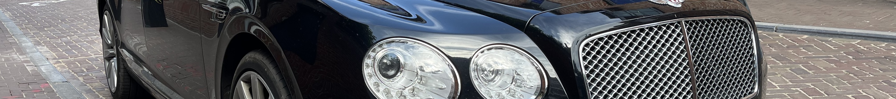 Bentley Flying Spur V8