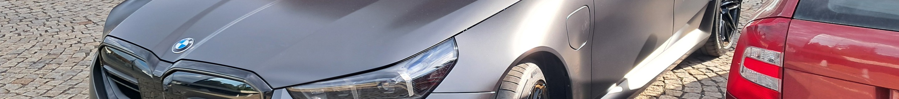 BMW M5 G90