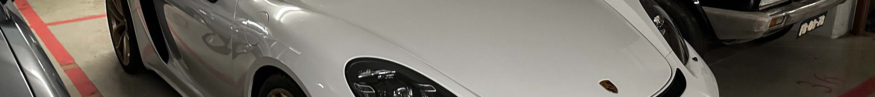 Porsche 718 Cayman GT4