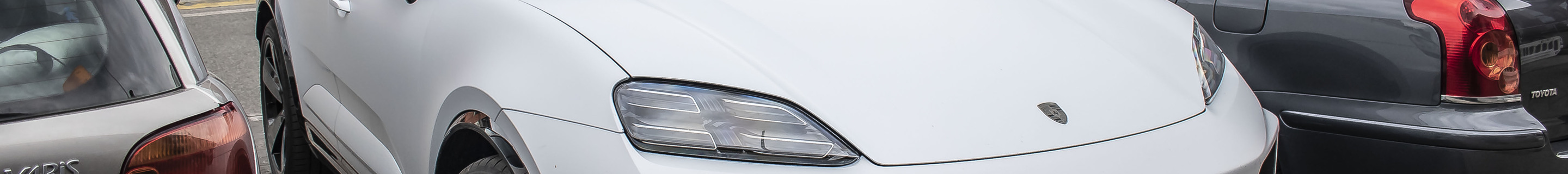 Porsche Macan EV Turbo