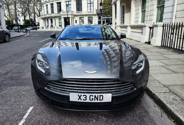 Aston Martin DB11