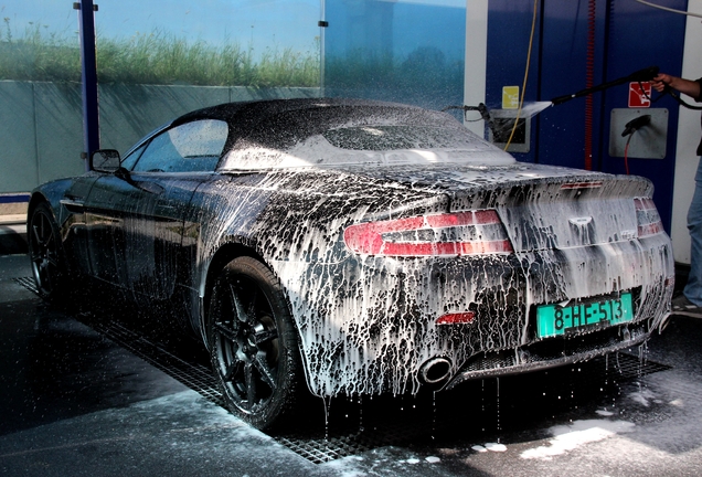 Aston Martin V8 Vantage Roadster