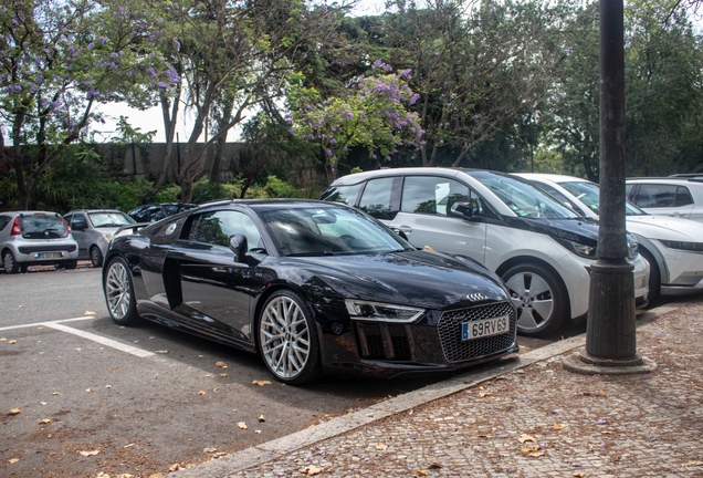 Audi R8 V10 Plus 2015