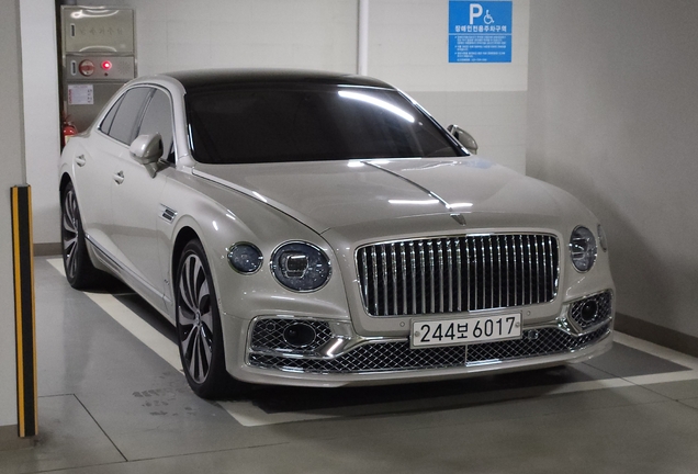 Bentley Flying Spur V8 Azure