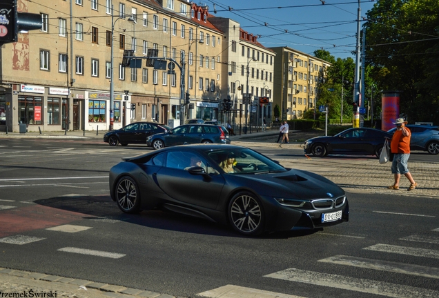 BMW i8