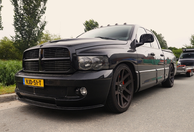 Dodge RAM SRT-10 Quad-Cab Night Runner
