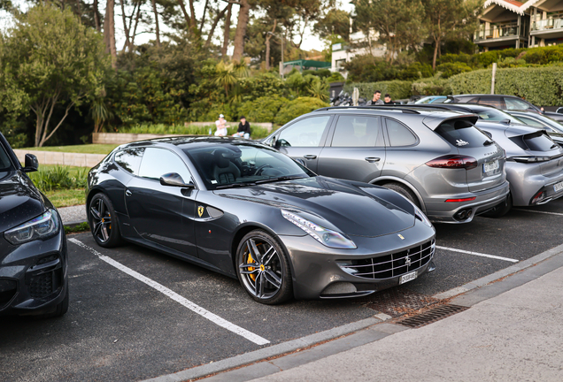 Ferrari FF