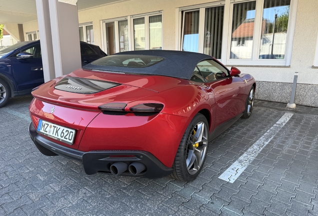 Ferrari Roma Spider