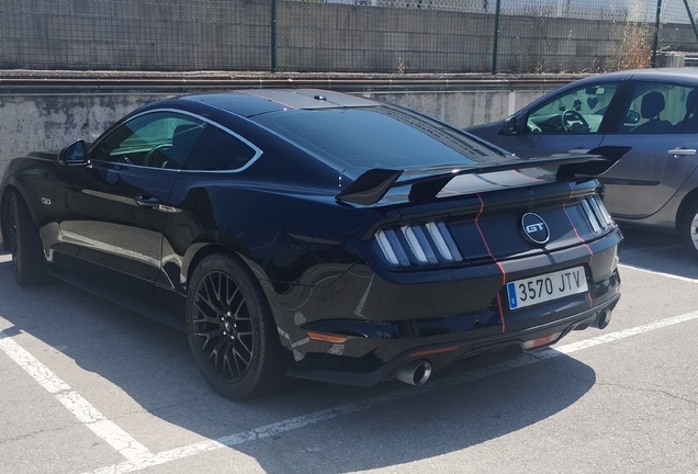 Ford Mustang GT 2015