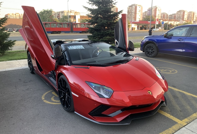 Lamborghini Aventador S LP740-4 Roadster