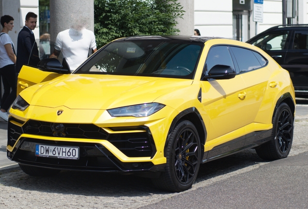 Lamborghini Urus