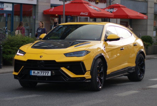 Lamborghini Urus Performante