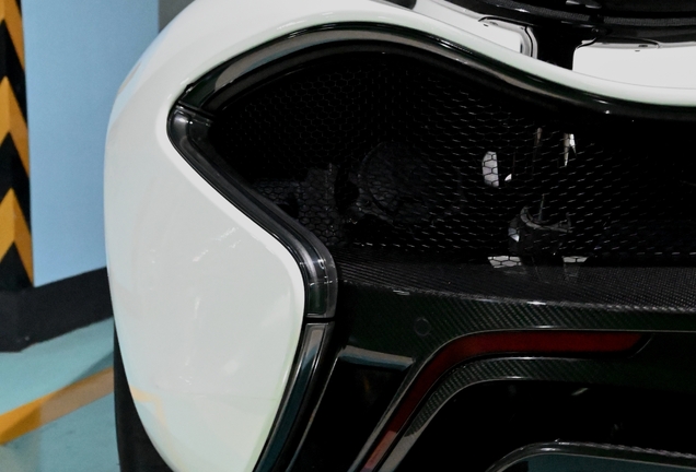 McLaren P1