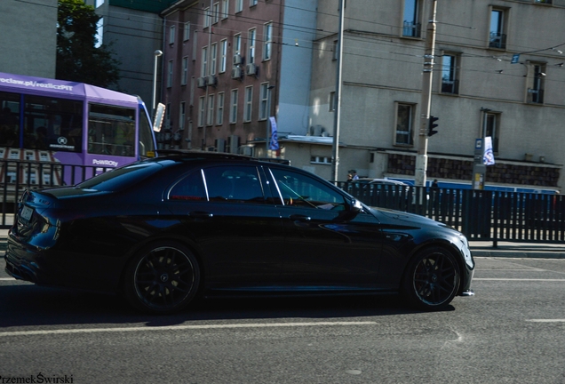 Mercedes-AMG E 63 S W213 2021