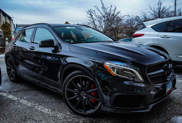 Mercedes-Benz GLA 45 AMG X156