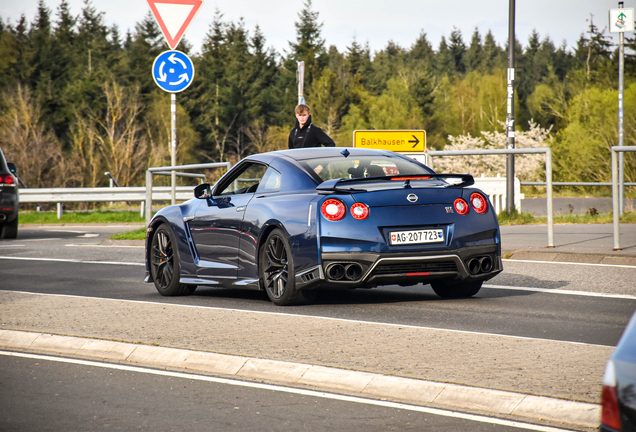 Nissan GT-R 2017