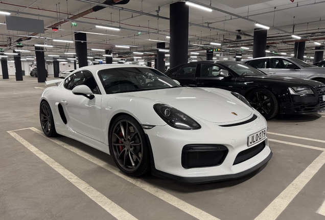 Porsche 981 Cayman GT4