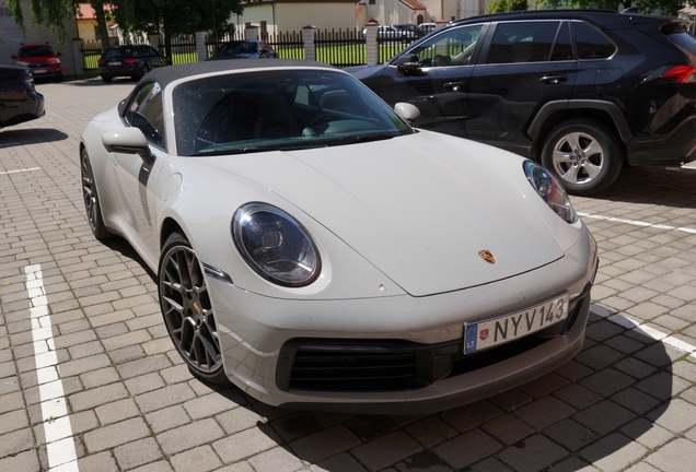 Porsche 992 Carrera 4S Cabriolet MkI