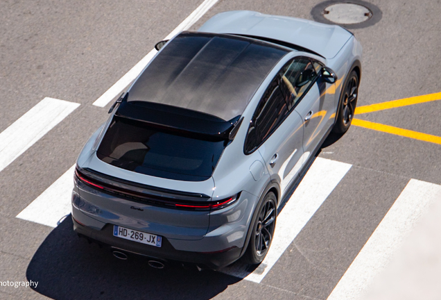 Porsche Cayenne Coupé Turbo E-Hybrid
