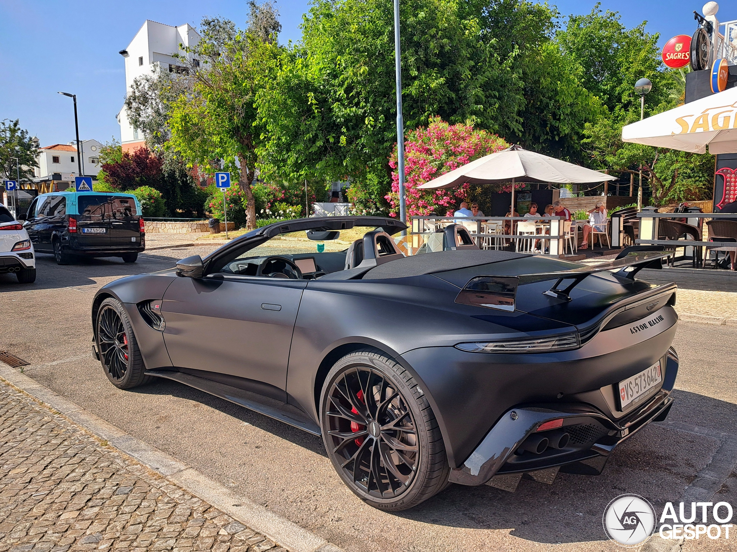 Aston Martin V8 Vantage Formula 1 Edition Roadster