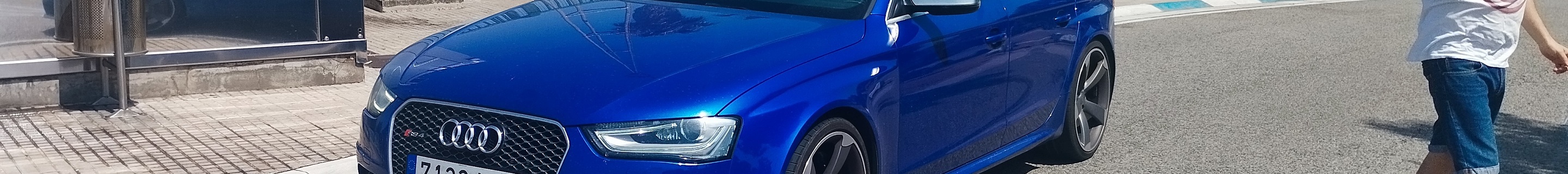 Audi RS4 Avant B8
