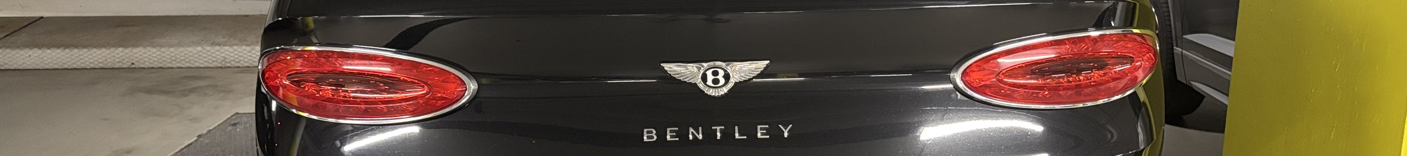 Bentley Bentayga V8 2021