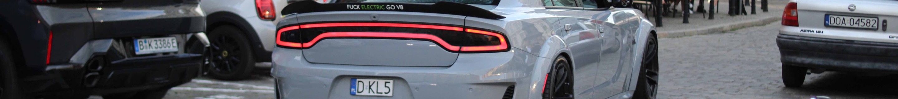 Dodge Charger SRT Hellcat Widebody