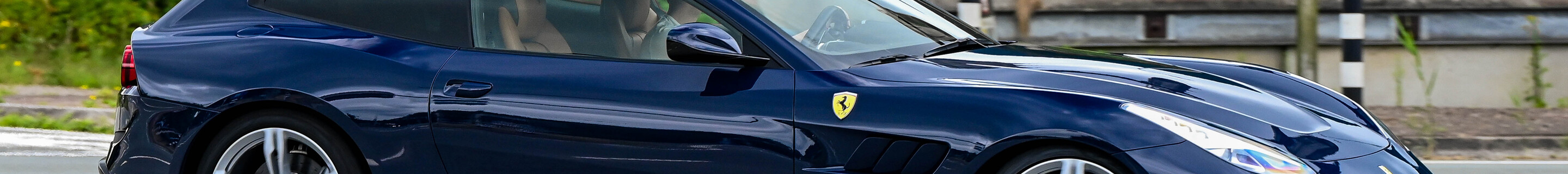 Ferrari GTC4Lusso
