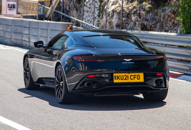 Aston Martin DB11 AMR