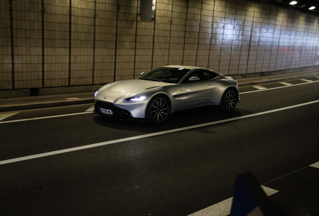 Aston Martin V8 Vantage 2018