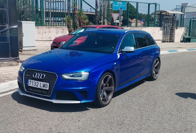 Audi RS4 Avant B8