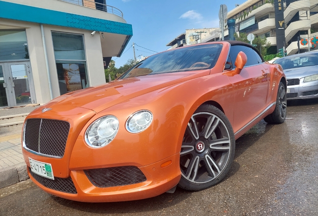 Bentley Continental GTC V8