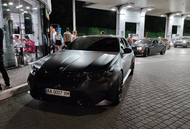 BMW M5 G90