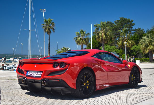 Ferrari F8 Tributo