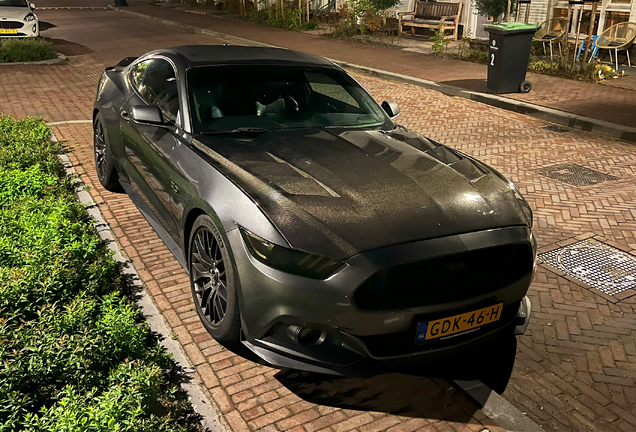 Ford Mustang GT 2015