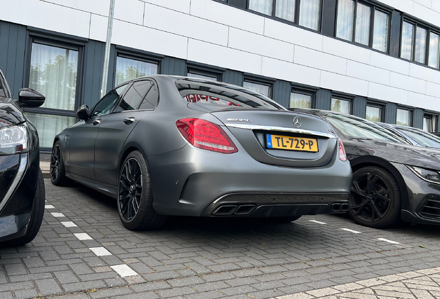 Mercedes-AMG C 63 S W205