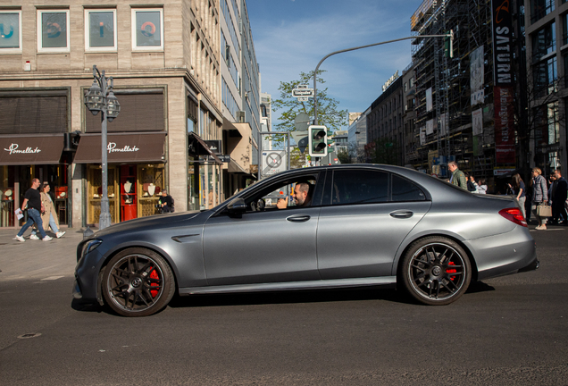 Mercedes-AMG E 63 S W213
