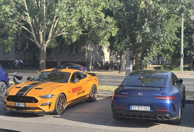 Mercedes-AMG GT 63 S X290