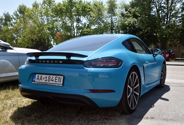 Porsche 718 Cayman S