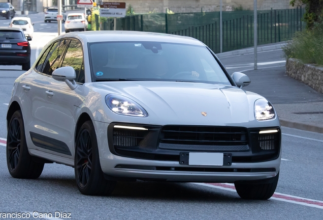 Porsche 95B Macan GTS MkIII