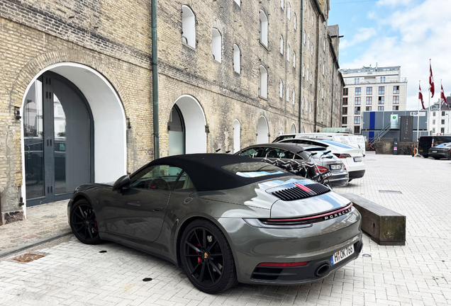 Porsche 992 Carrera 4S Cabriolet MkI