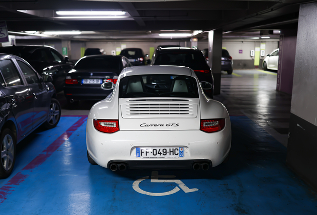 Porsche 997 Carrera GTS