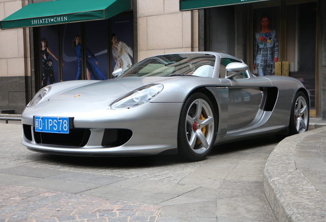 Porsche Carrera GT