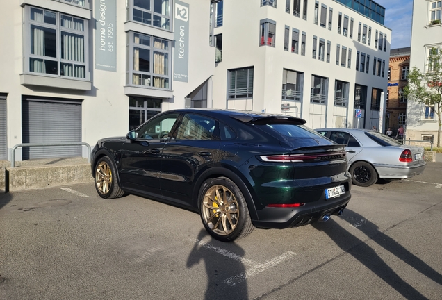 Porsche Cayenne Coupé Turbo E-Hybrid